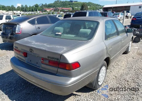 1997 Toyota Camry Ce/Le/Xle from USA, damaged, VIN 4T1BG22K6VU144629
